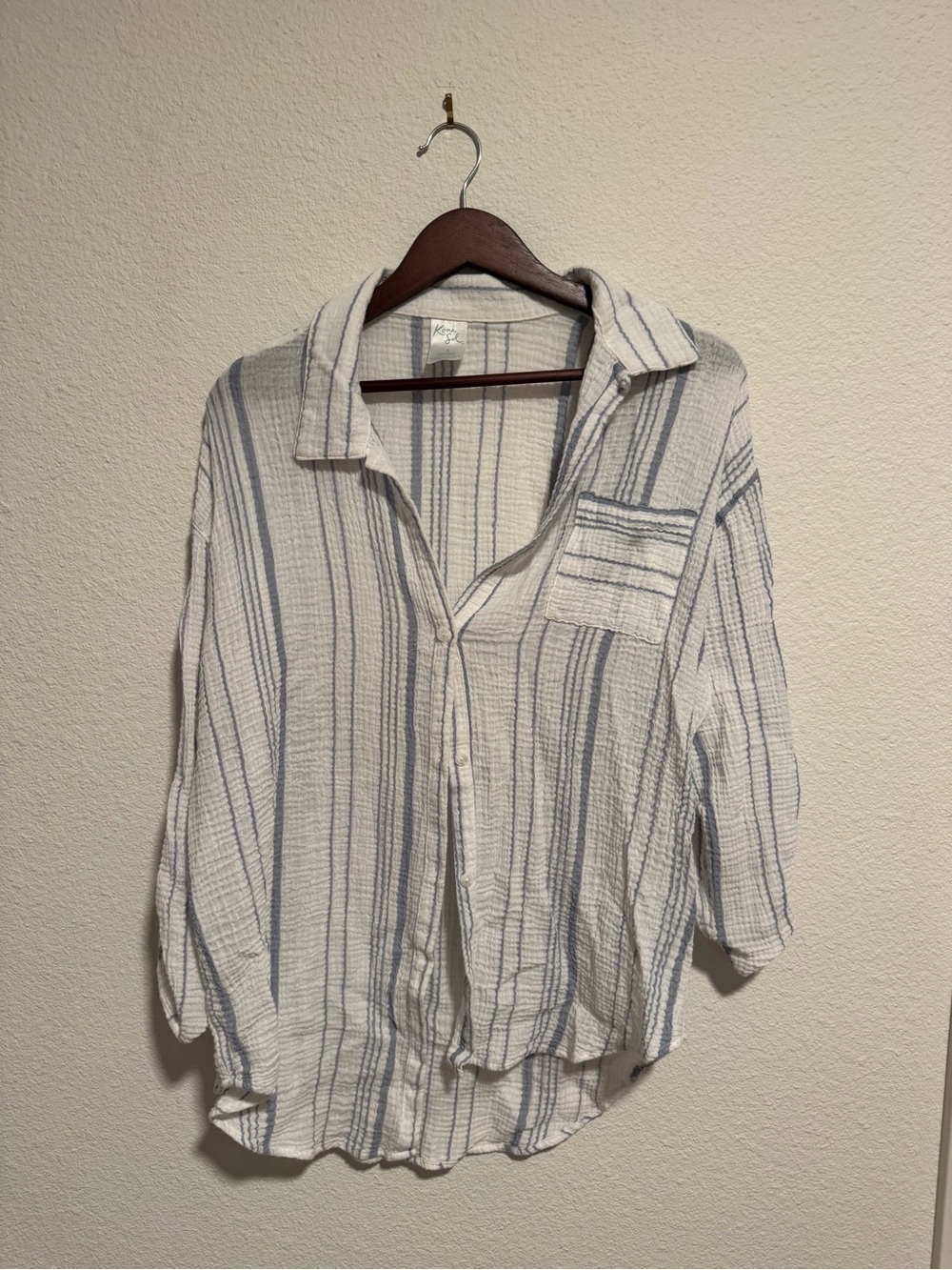 Kona Sol White and Light Blue Striped Button-Down Shirt